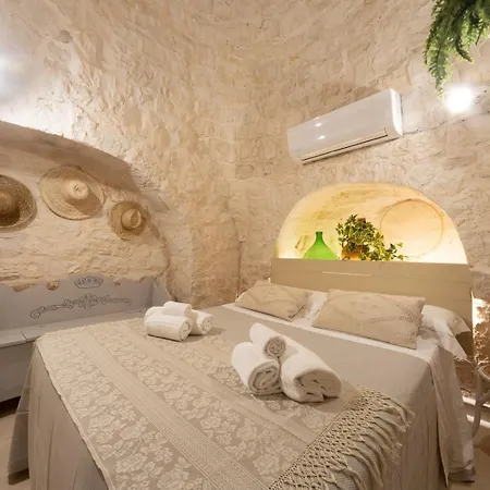 Trulli Arborea Feriehus *