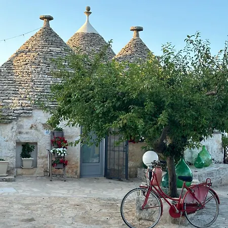 Дом отдыха Trulli Arborea *
